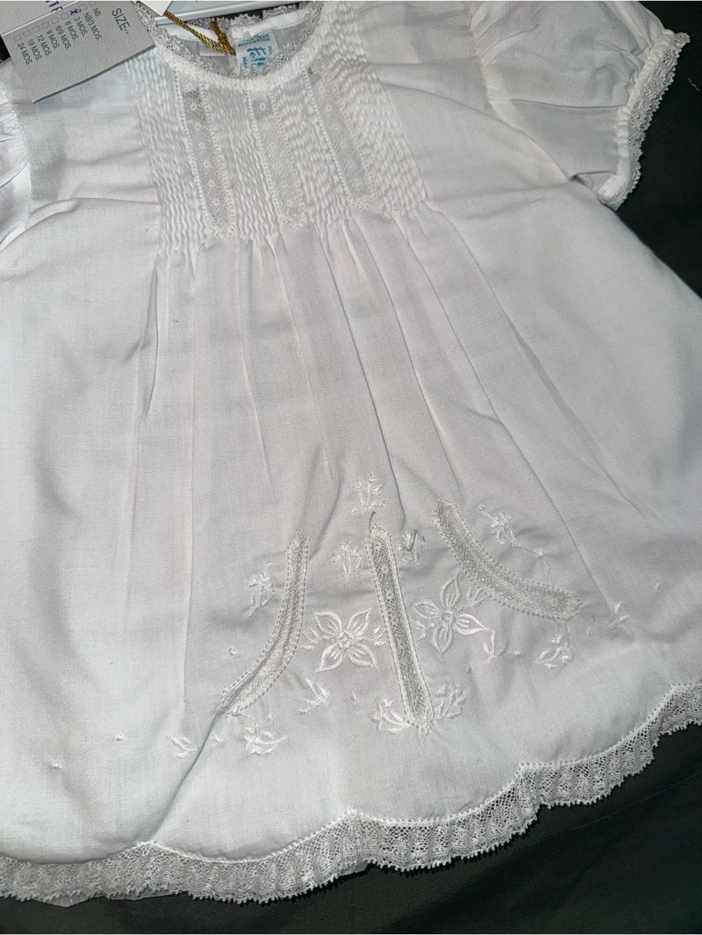 Feltman Brothers Girls size 3 months Hand-Embroidered White Baby Dress NWT - Picture 3 of 8